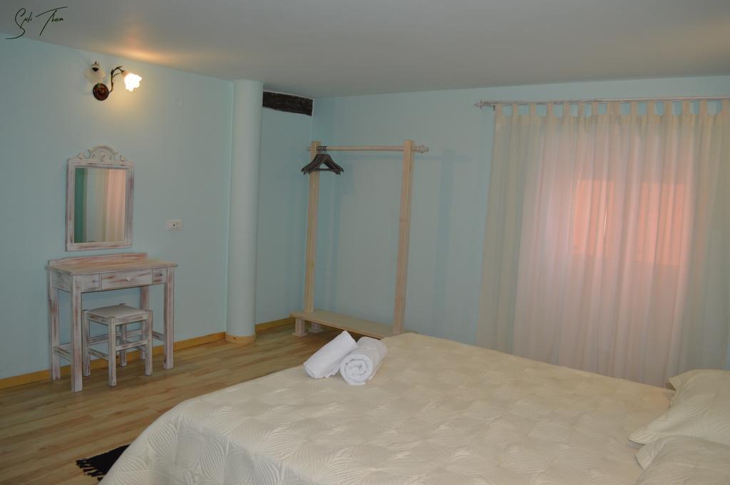 Spiti Thea Apartamento Makrades Exterior foto